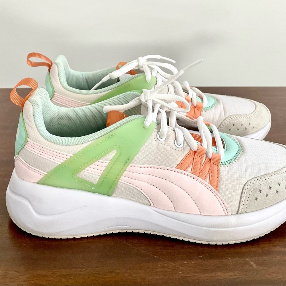 Women’s Puma Nuage Run Cage Multicolor, Size 8.5